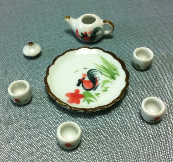 5 Heart Plates Hand Painted Red Flower Dollhouse Miniatures Ceramic Art