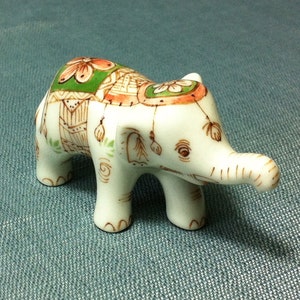 Miniature Ceramic White Royal Elephant Animal Funny Cute Little Tiny Small Figurine White Statue Decoration Hand Painted Craft Collectible