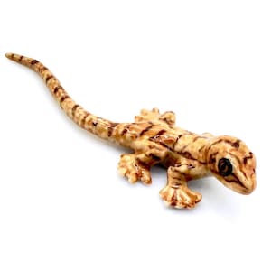 Miniature Ceramic Gecko Lizard Reptile Animal Little Orange Brown Figurine Tiny Statue Small Decoration Collectible Hand Painted Figure Deco
