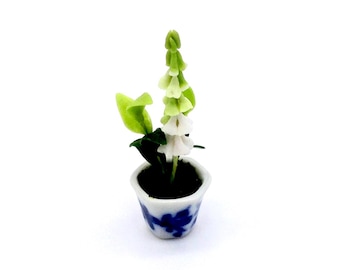 Kwiat Sztuczna Roślina Naparstnica Biało-Zielona Miniaturowa Glina do Domku dla Lalek Polimer Fimo Kwiaty Ogrodowe Ręcznie Robione Materiały Ceramiczne Dekoracje Doniczek 1/12