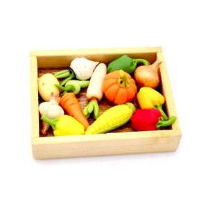 Miniature Dollhouse 13 Vegetables Set Clay Polymer Veggies Radish Garlic Carrot Food Supply Wood Tray Small Dish Plate Display Supplies 1/12