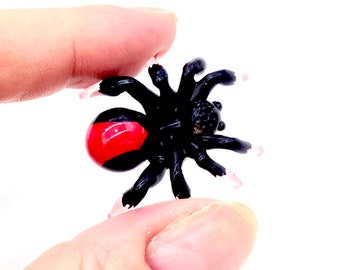 手吹きガラス ミニチュア タランチュラ 小さな動物 かわいい 黒 手吹きガラス ミニチュア タランチュラ 小さな動物 かわいい 黒