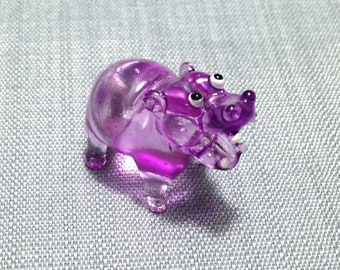 Miniature Hand Blown Glass Hippo Hippopotamus Baby Animal Purple Transparent Figurine Statue Decoration Collectible Small Craft Painted Deco
