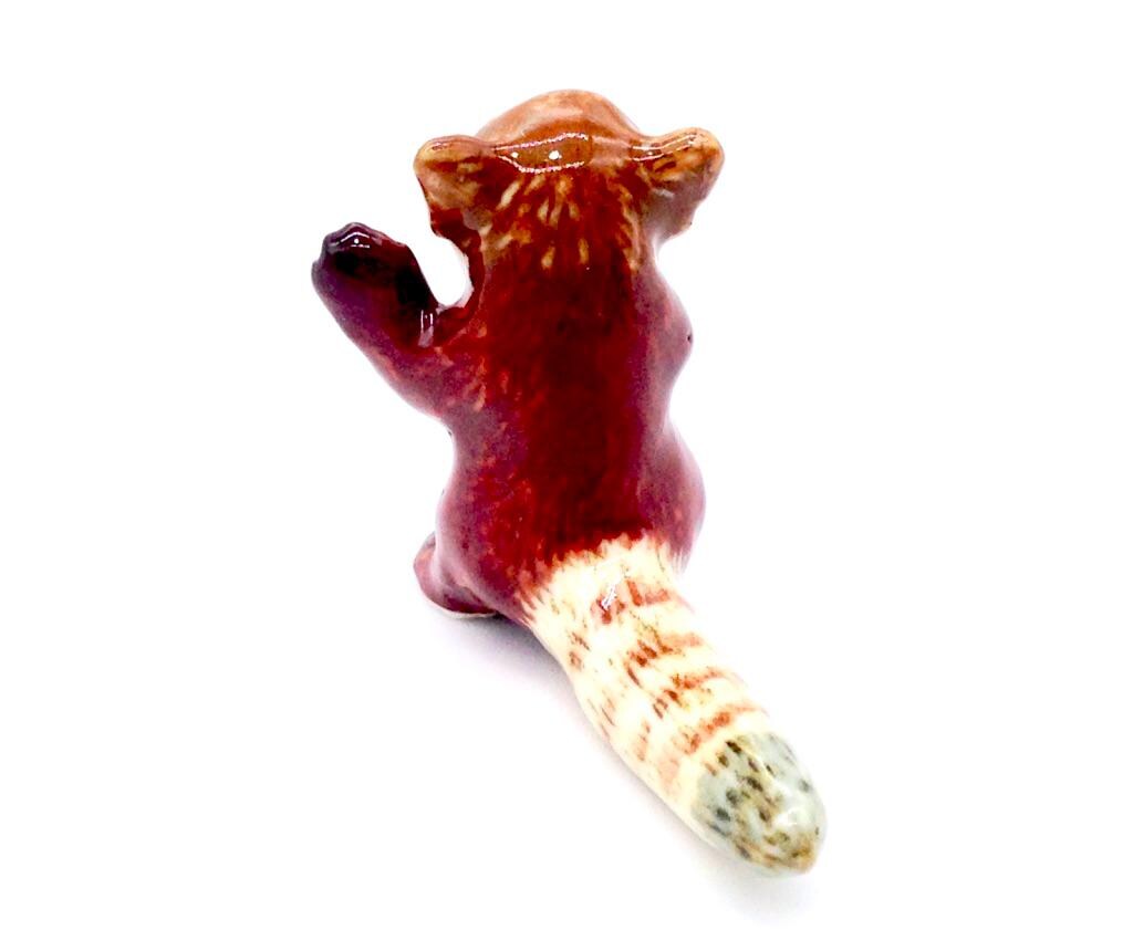 ミニチュアセラミック製レッサーパンダ（ネコ科、クマ科）動物の小さな