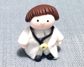 Miniature Funny Hospital Doctor Clay Polymer Cute Little Dollhouse Hand Made Fimo Craft Decoration Figure Decor Supplies Display Jewelry