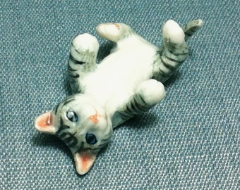 Miniature Ceramic Cat Kitty Playing Animal Cute Little White Grey Figurine Tiny Statue Small Decoration Hand Painted Figure Collectible Deco