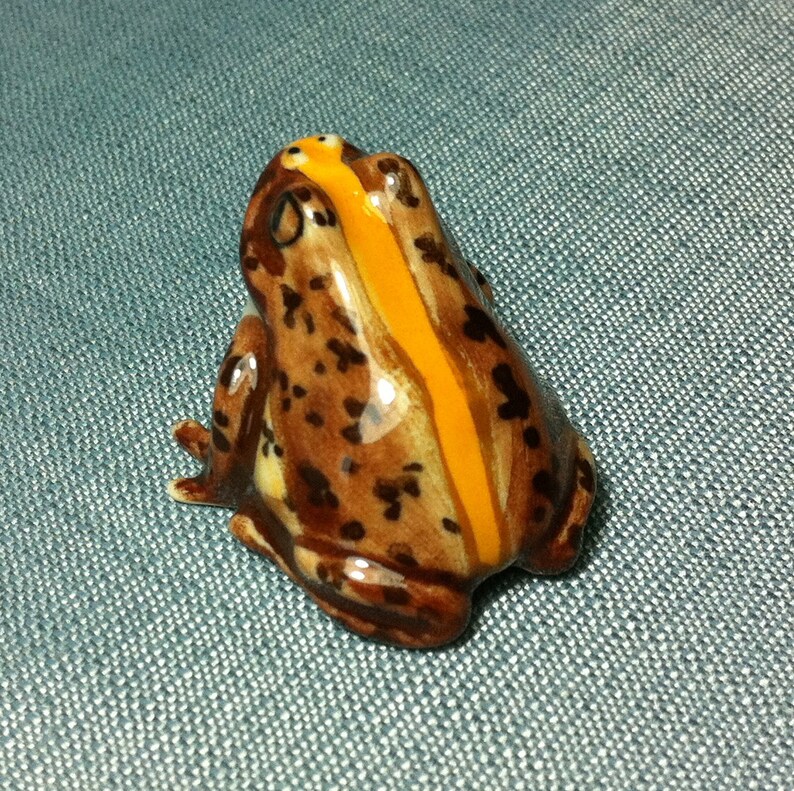 tiny ceramic frog