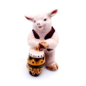 Miniature Ceramic Pig Pork Playing Music Congas Drums Little Animal Pink Brown Figurine Tiny Statue Small Decoration Hand Painted Figure