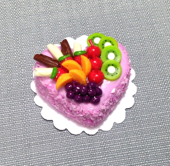 Puppenhaus Valentine Kuchen – Kleiner Herz-Kuchen Als Miniatur-Zubehör Im Maßstab 1:12