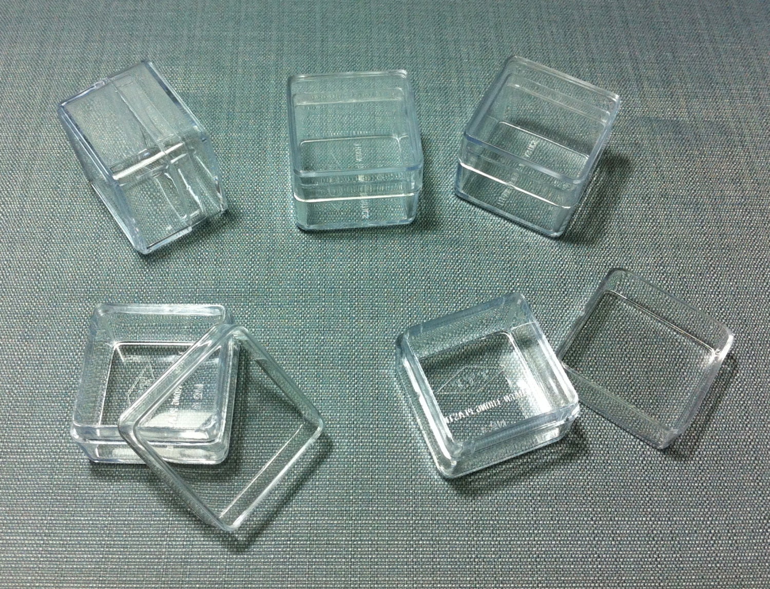 20 Pieces Small Clear Plastic Boxes Plastic Boxes With Square Lid Mini  Clear Plastic Box Small Plastic Containers For Beads, Jewelry, Pills