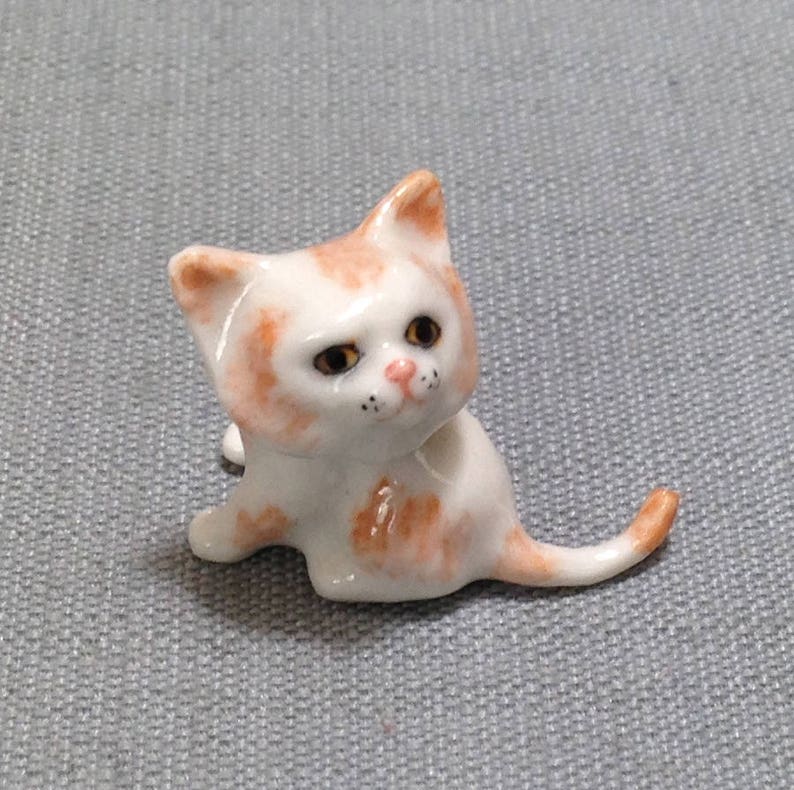 Vintage Cat Pet Ceramic Miniature Animal Collectible Figurine Hand Painted Gift