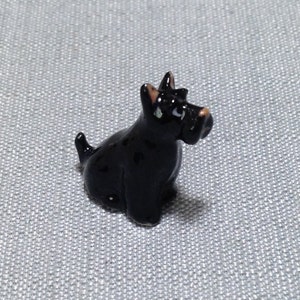 Miniature Ceramic Dog Scottish Terrier Scottie Sitting Animal Little Black Statue Small Decoration Collectible Hand Painted Figure Craft