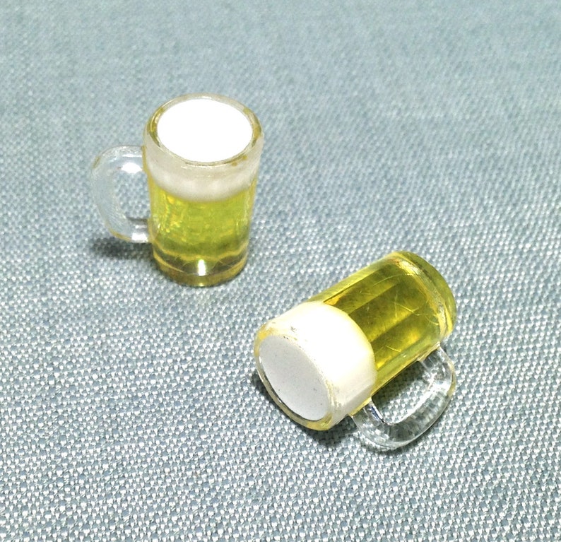 10 Pcs Miniature Resin Beer Mugs - Dollhouse Accessories, Model Props, Photo Staging