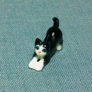 Miniature Ceramic Cat Kitty Baby Mini Animal Cute Little White Black Figurine Tiny Statue Small Decoration Craft Collectible Hand Painted