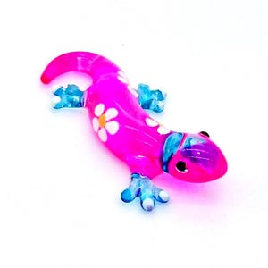 Hand Blown Glass Miniature Salamander Lizard Animal Little Pink Blue Figurine Tiny Statue Decoration Collectible Small Painted Mini Figure