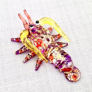 Hand Blown Glass Miniature Shrimp Prawn Sea Tiny Animal Purple Yellow Figurine Statue Decoration Collectible Small Craft Painted Figure Deco