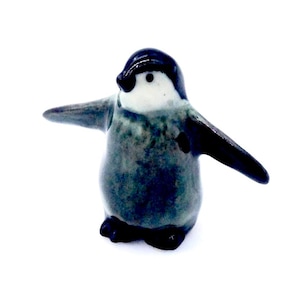 Miniature Ceramic Baby Penguin Auk Animal Little Black Grey Figurine Small Statue Decoration Hand Painted Collectible Craft Figure Deco