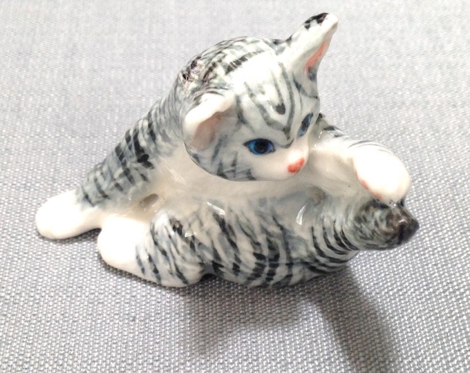 Miniature Ceramic Cat Kitty Kitten Pet Animal Cute Little Tiny Small