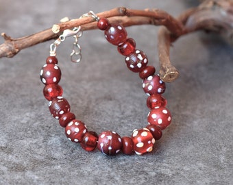 Bracelet with Antique Trade Beads, Dark Red with White Dots, African Venetian Skunk Eye Beads, Tribal Ethnic Jewelry, 19 cm