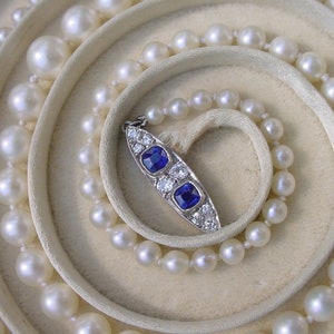 Antique Pearl Necklace with Sapphire Diamond Platinum Catch image 1