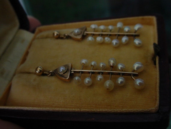 Antique Fishbone Pearl Gold Dangle Earrings - image 5