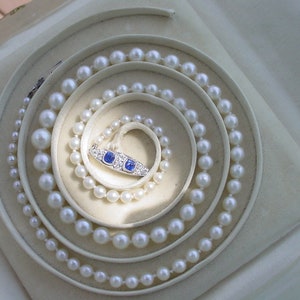 Antique Pearl Necklace with Sapphire Diamond Platinum Catch image 4