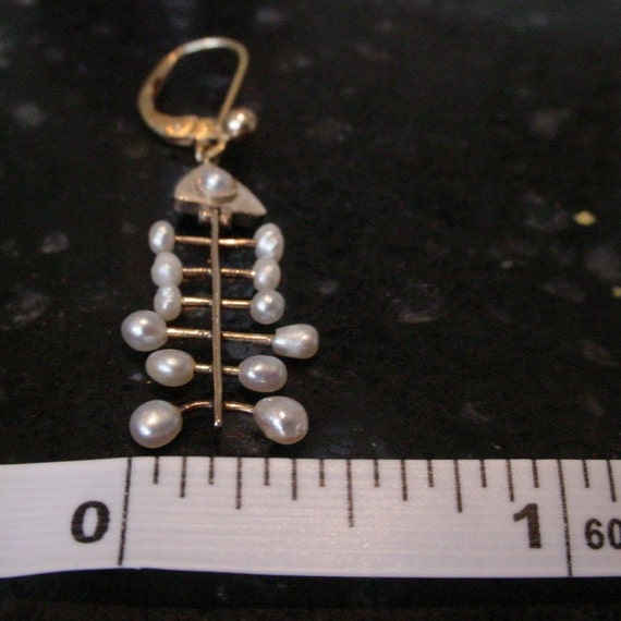 Antique Fishbone Pearl Gold Dangle Earrings - image 7