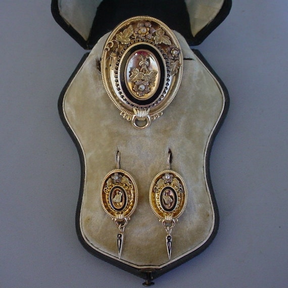 Antique Civil War Era Earrings & Brooch Parure Vi… - image 1