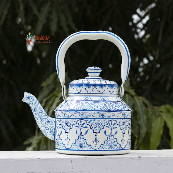 Vintage Blue Tea Kettle With White Flower, Tea Kettle, Antique Tea Kettle,  Enamel Teapot, Small Teapot, Stovetop Kettle, Vintage Tea Kettle. 