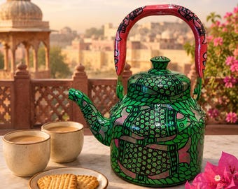 Bule de chá pintado à mão | Chaleira de arte folclórica indiana | Decoração de cozinha com pintura de peixe verde