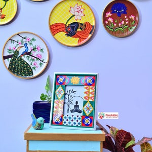 Hand Painted Mango Wood Photo Frame: Indian Floral Art