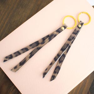 Iridescent Leather Ribbon Keychain, Leopard Leather Keyring, Blue ...