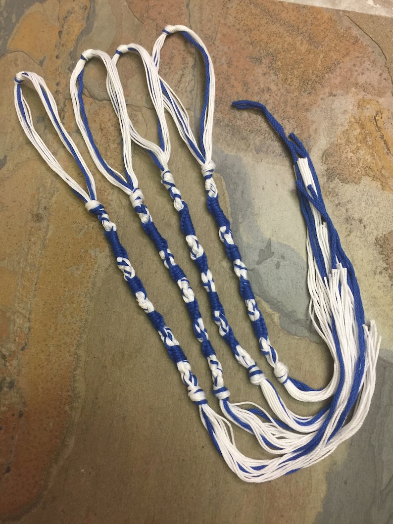 Tzitzit set of 4 Traditional blue and white tzitzits YHWH | Etsy