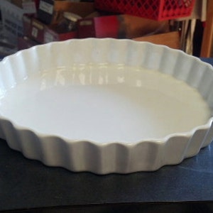 Vintage French White Porcelain Tart Dish - 10 inches in overall diameter - 9-1/2 inches inside diameter - measured across the top.