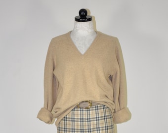 70s sand cashmere sweater / 1970s minimalist knit top / V neck boyfriend pullover