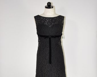 60s black lace wiggle dress / empire waist little black dress / velvet bow princess cocktail dress