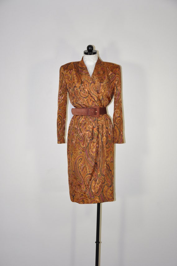 80s spice brown wrap dress / strong shoulder paisl