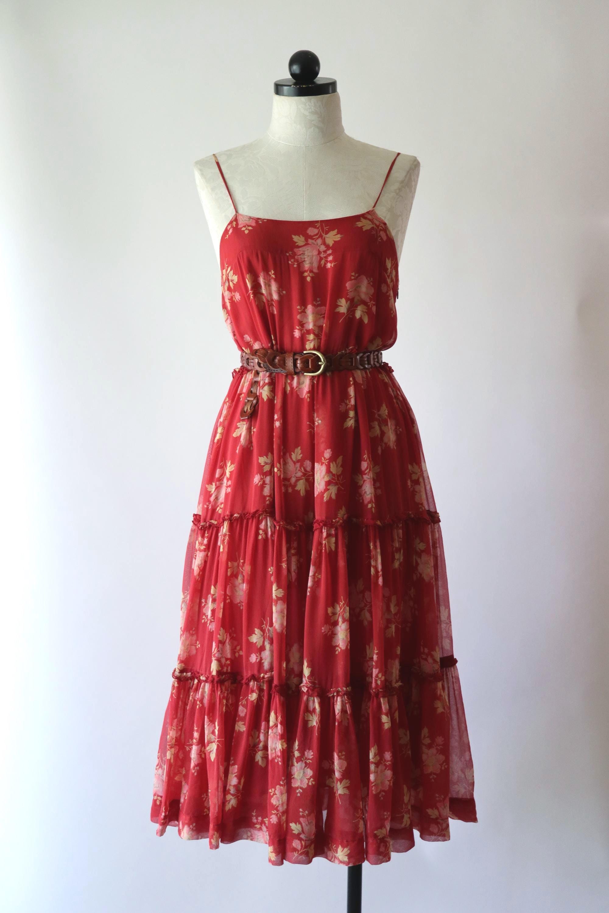 vintage dresses for sale Women's elegant cocktail wear Height:5'7 nails to match black 1920s