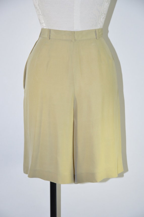 ecru pleated silk shorts / 90s minimalist silk sh… - image 8