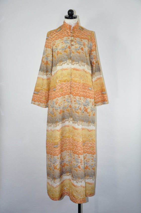 60s bird print maxi dress / 1960s Asian long dres… - image 2