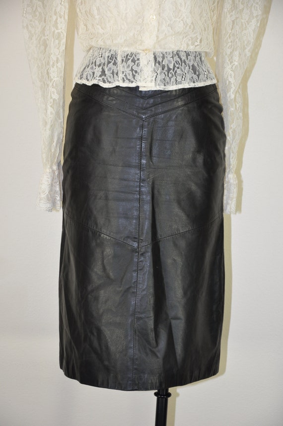 black leather midi skirt / quilted long pencil sk… - image 3