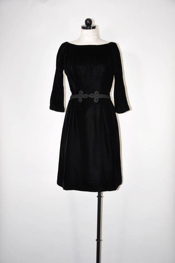 50s black velvet dress / 1950s braided belt sheath dr… - Gem