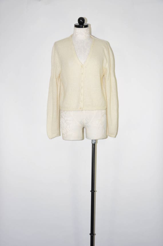 90s cream mohair sweater / 1990s plunging V neck … - image 1