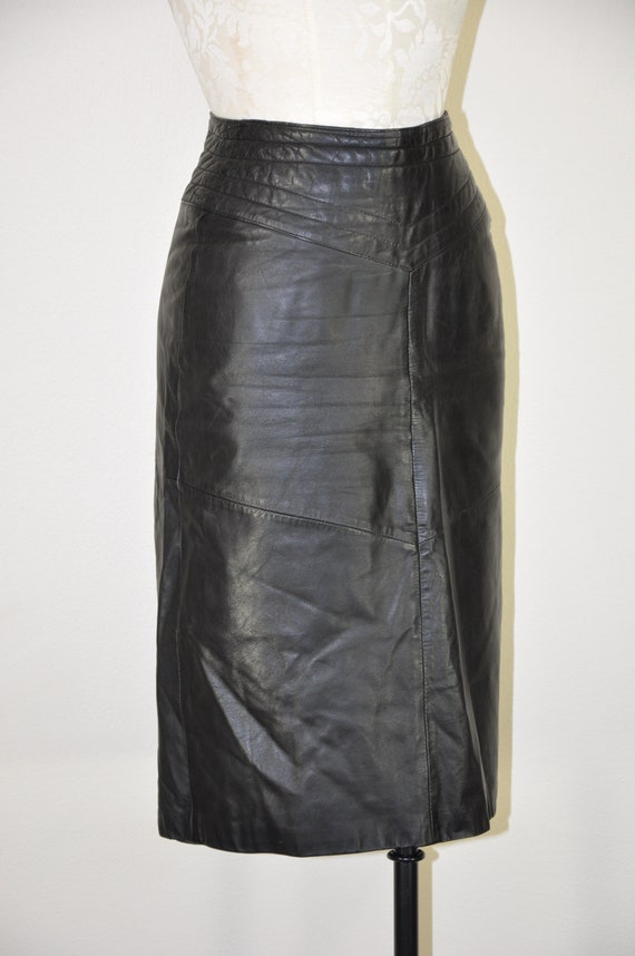black leather midi skirt / quilted long pencil sk… - image 6