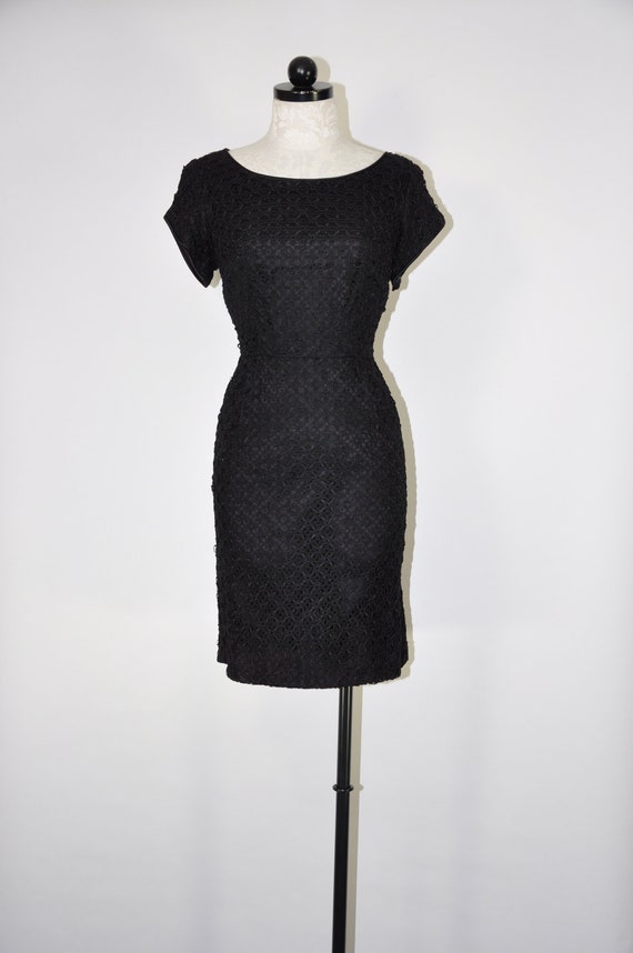 50s black wiggle dress / 1950s crochet ribbon dres