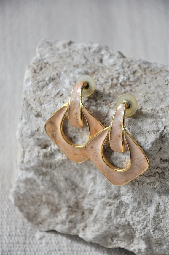 shimmery gold square earrings / sculptural doorkn… - image 4