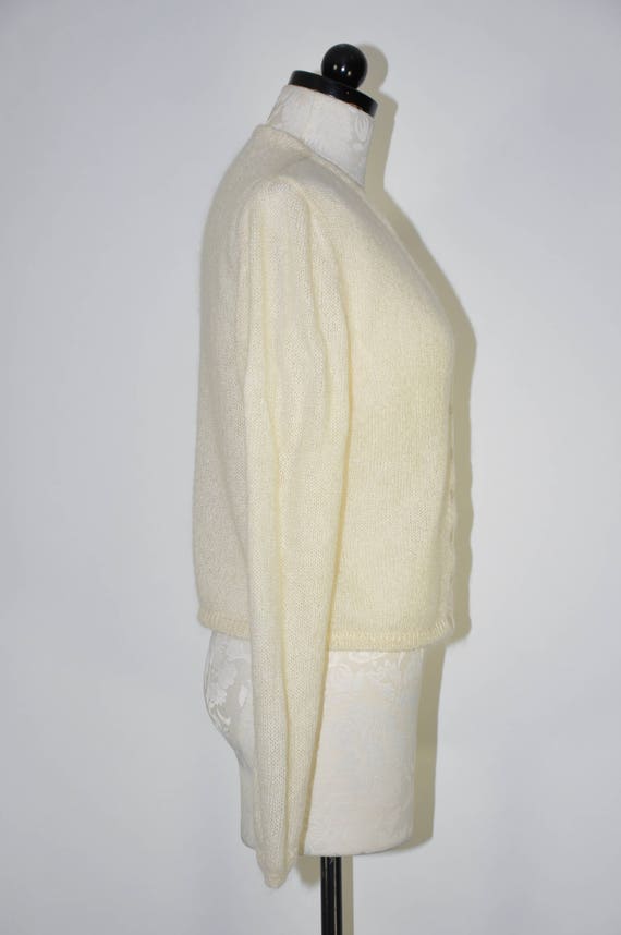 90s cream mohair sweater / 1990s plunging V neck … - image 5