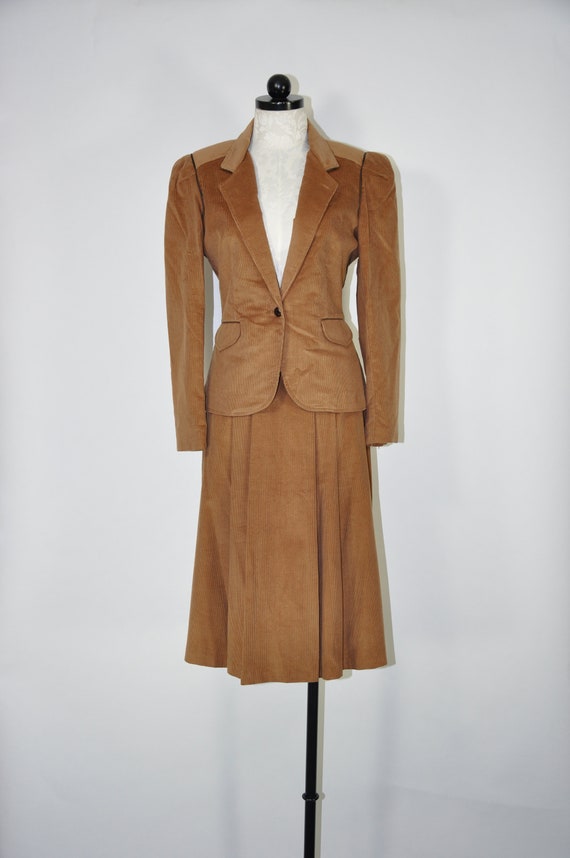 80s nutmeg corduroy suit / 1980s plush two piece s