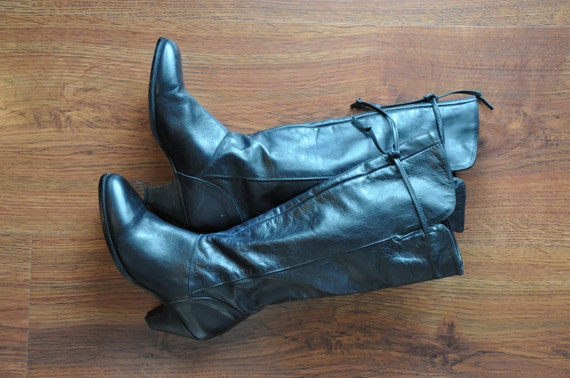 70s black knee high boots / 1970s tall leather bo… - image 2