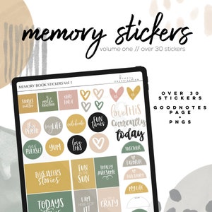 Könnte beinhalten: Ein digitaler Planerbildschirm, auf dem eine Reihe von bunten Aufklebern mit Texten wie "Stories Matter", "My Life Right Now", "Here For It", "This Photo", "My Life", "Celebrate", "Fun Times", "Love This", "Together", "This Weeks Stories", "Fun In The Sun", "Totally Awesome", "Favorite This Story", "Todays", "I Am Here For It", "My Life Is Crazy" zu sehen sind. Die Aufkleber sind für das Journaling in Erinnerungsbüchern konzipiert und Teil einer Kollektion namens "Memory Book Stickers Vol 1".